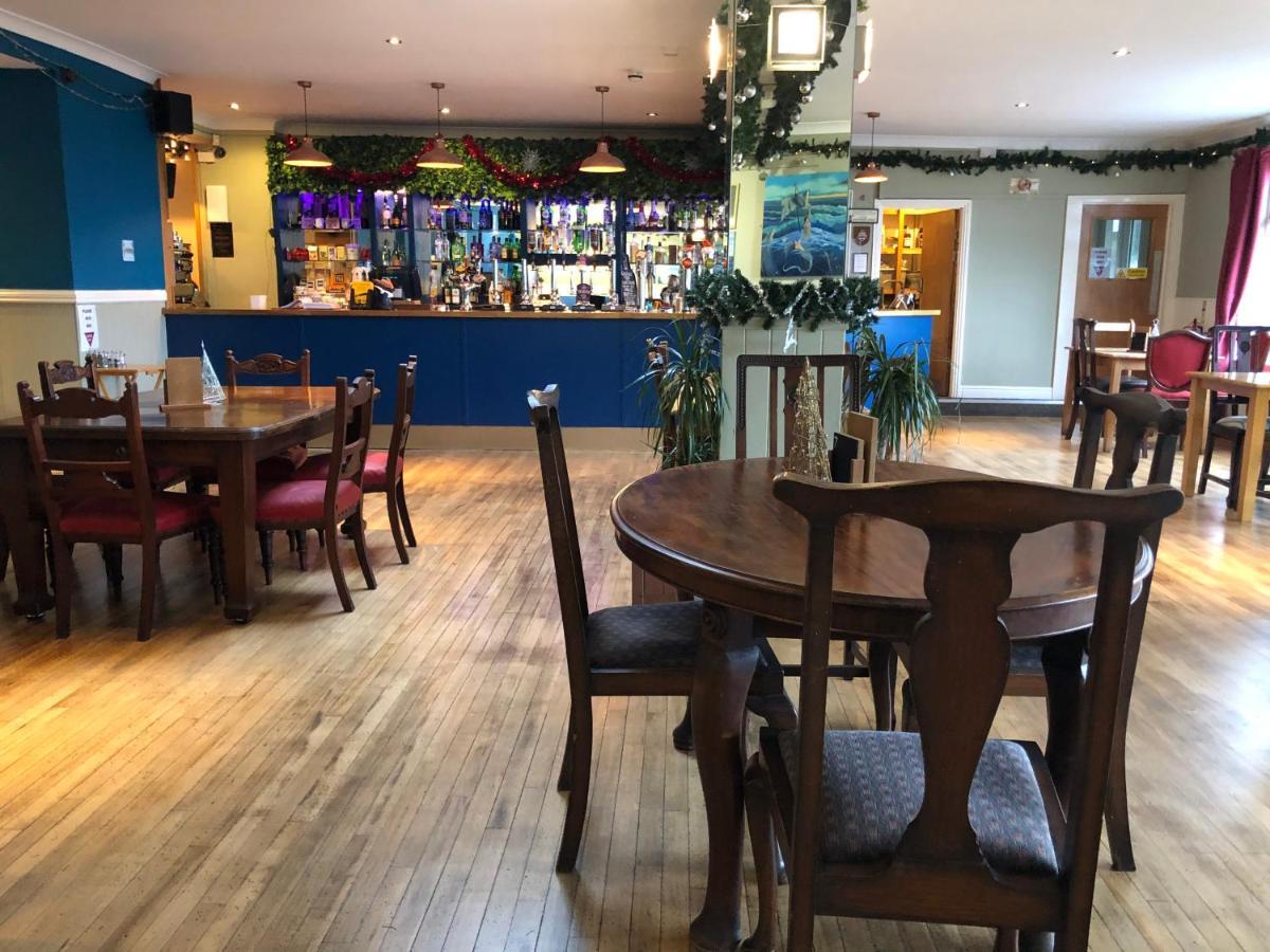 The Mounts Bay Inn Mullion Esterno foto