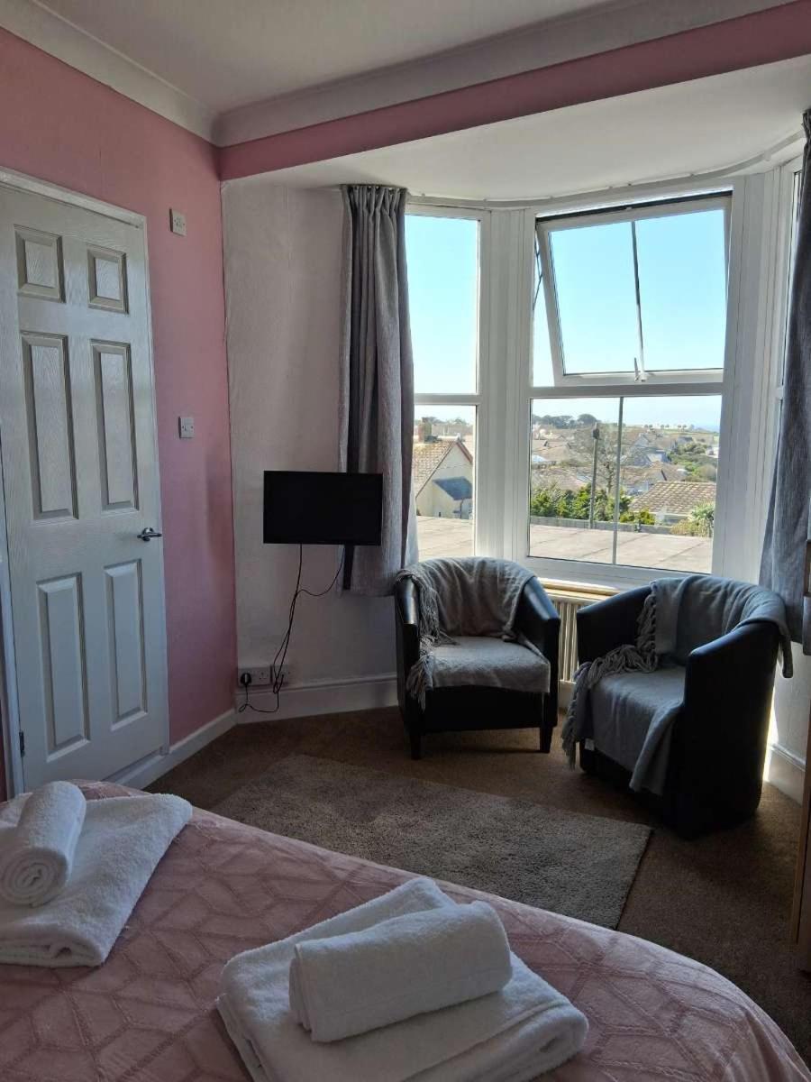 The Mounts Bay Inn Mullion Esterno foto