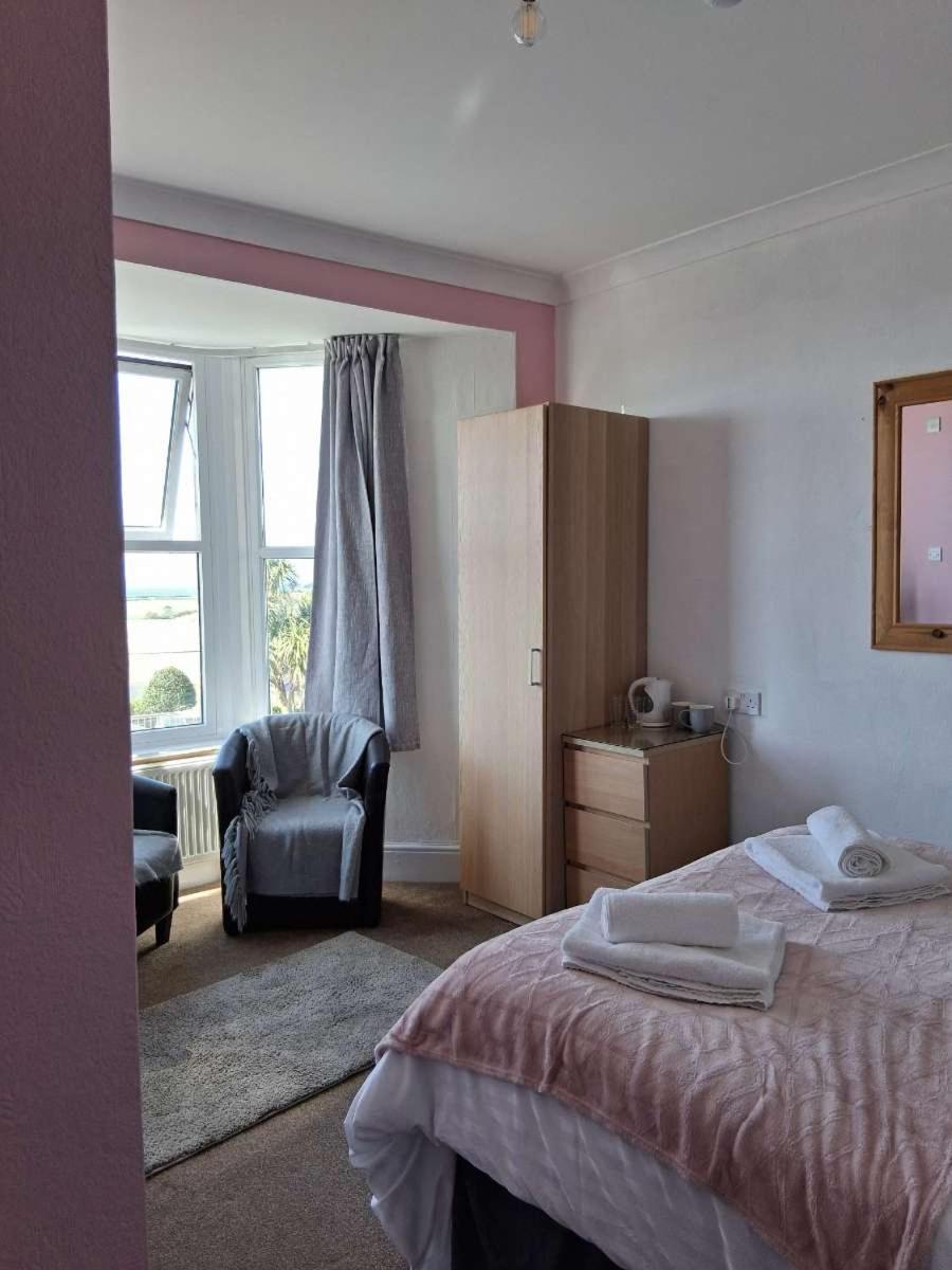 The Mounts Bay Inn Mullion Esterno foto