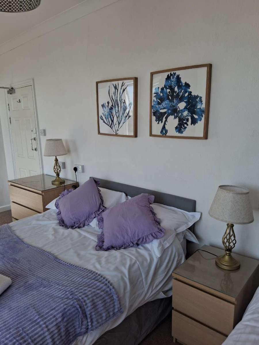The Mounts Bay Inn Mullion Esterno foto