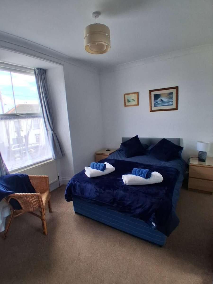 The Mounts Bay Inn Mullion Esterno foto